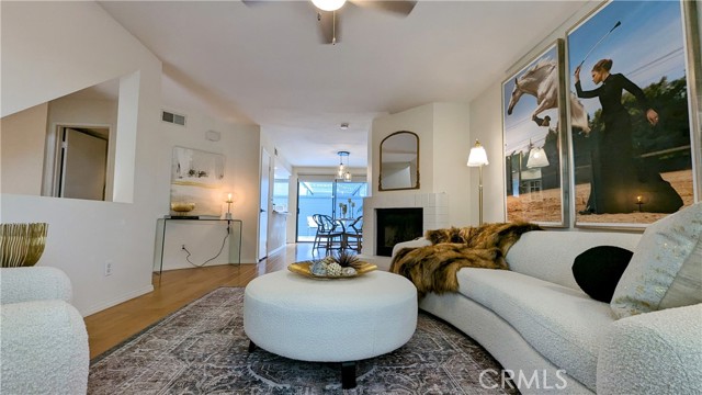 Detail Gallery Image 6 of 49 For 861 America Way, Del Mar,  CA 92014 - 2 Beds | 2/1 Baths