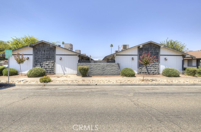416 Trinity Avenue, Chowchilla CA: https://media.crmls.org/medias/85150ba0-1e06-4dde-88a5-592052a681bf.jpg