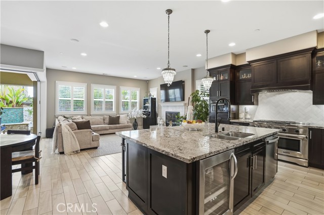 Detail Gallery Image 12 of 55 For 17491 Oakbluffs Lane, Huntington Beach,  CA 92649 - 5 Beds | 5/1 Baths