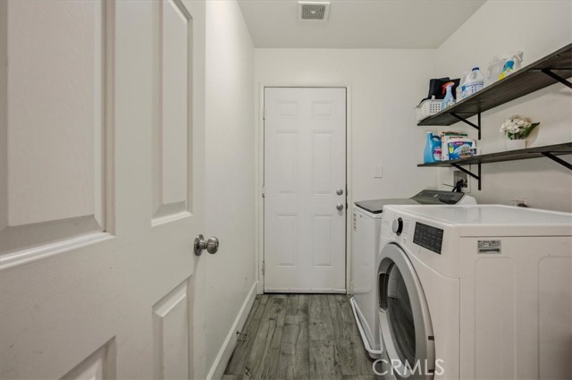 Detail Gallery Image 17 of 27 For 204 E Manchester Ln, San Bernardino,  CA 92408 - 3 Beds | 2 Baths