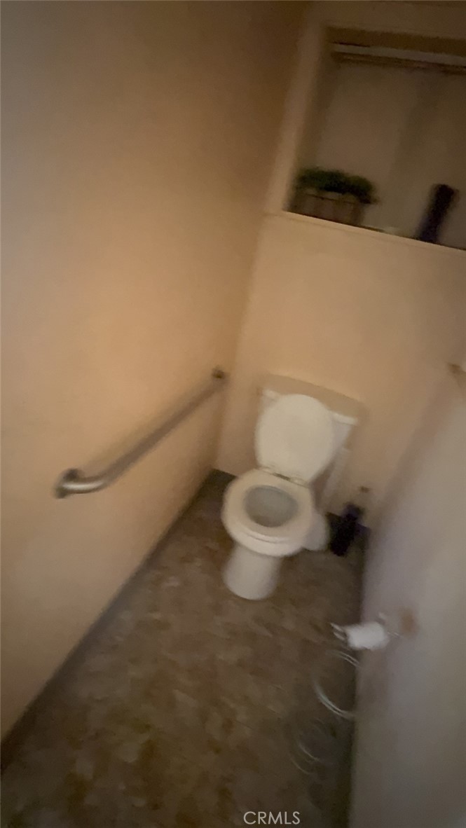 https://media.crmls.org/medias/85183858-177c-4e85-b0ff-f3c2d0b15e45.jpg?preset=X-Large