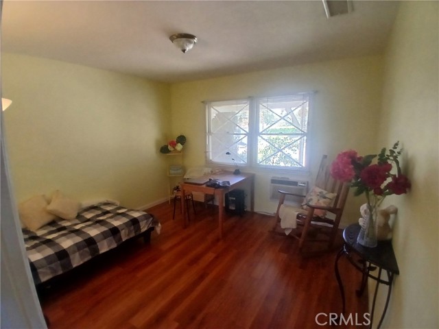 7650 Wilbur Avenue, Reseda CA: https://media.crmls.org/medias/851862b0-006c-4514-a12b-e00a75b9f968.jpg