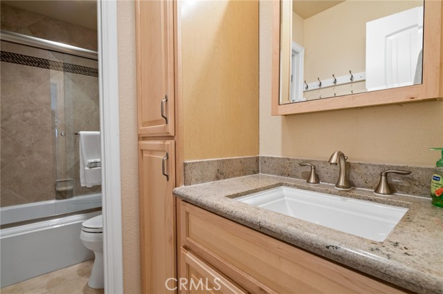 Detail Gallery Image 12 of 34 For 301 Shakespeare Ln, Big Bear City,  CA 92314 - 3 Beds | 2 Baths