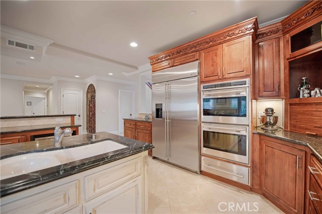 6805 Aviano Drive, Camarillo CA: https://media.crmls.org/medias/85187316-abf4-4278-b7e8-fb925ac38534.jpg