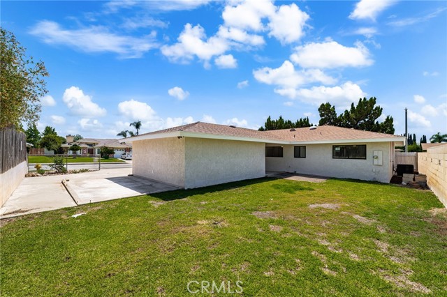 1644 Bradford Drive, Glendora CA: https://media.crmls.org/medias/851a2fa0-607c-43ae-9f27-4aa7ad418fda.jpg