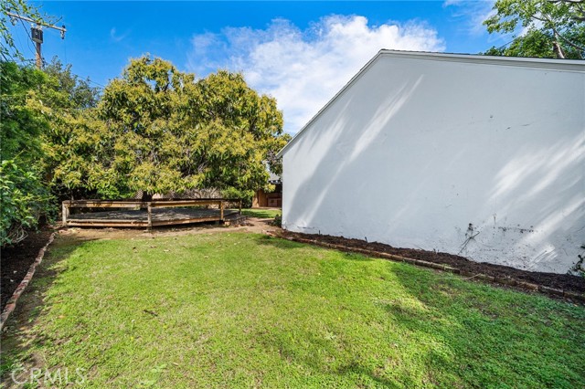 Image 22 of 45 For 2314 Oakmont Avenue