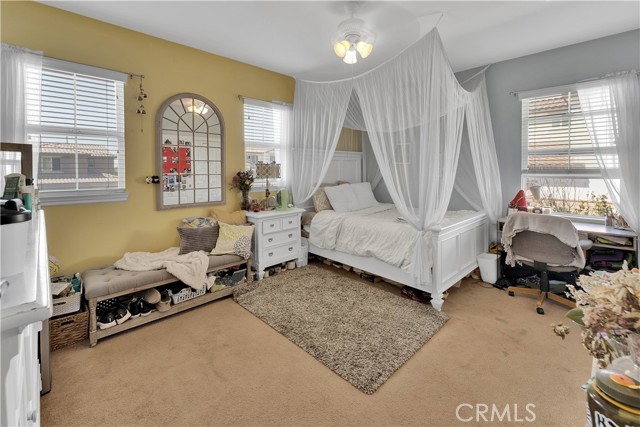 14668 Stageline Lane, Fontana CA: https://media.crmls.org/medias/851bb2e9-327a-4ed8-9536-0591405a58e0.jpg