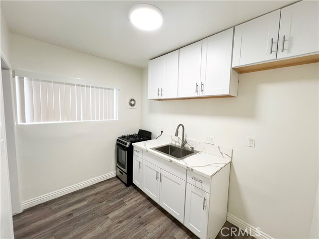 Detail Gallery Image 4 of 10 For 12926 Doty Ave #20,  Hawthorne,  CA 90250 - 0 Beds | 1 Baths