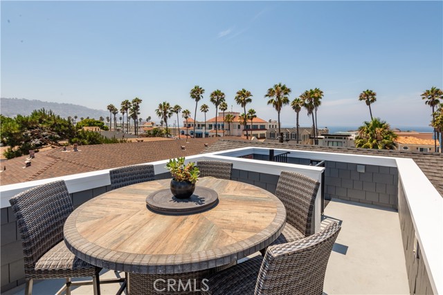 202 Avenue H, Redondo Beach CA: https://media.crmls.org/medias/851c1d5b-dc3c-4d84-af0c-5ca7b1781d62.jpg