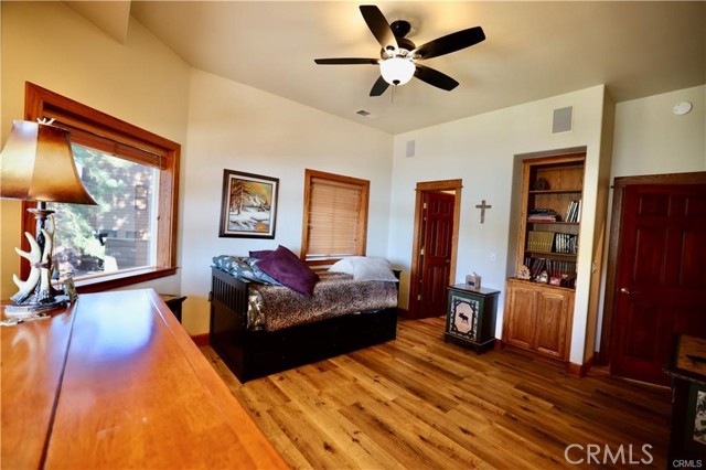 Detail Gallery Image 32 of 69 For 39269 Paha, Bass Lake,  CA 93604 - 6 Beds | 3/1 Baths