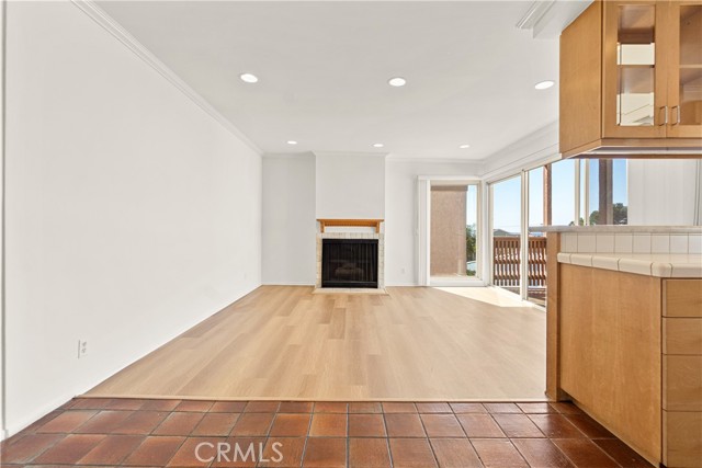 Detail Gallery Image 15 of 55 For 600 Monterey Bld #8,  Hermosa Beach,  CA 90254 - 2 Beds | 2 Baths