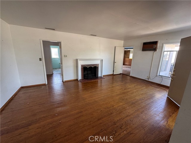 Detail Gallery Image 2 of 3 For 306 W Porter Ave, Fullerton,  CA 92832 - 3 Beds | 1 Baths