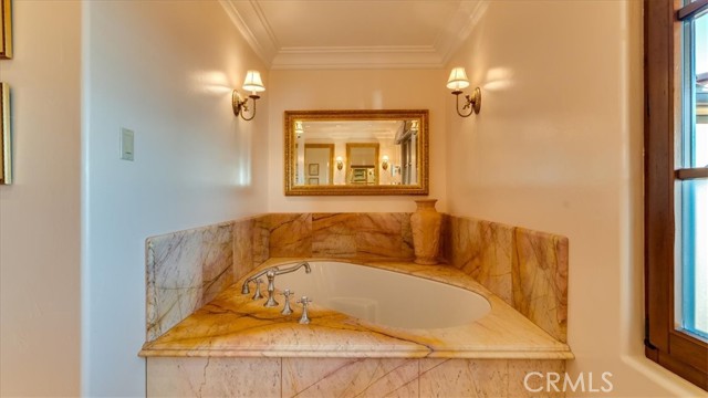 Image 45 of 74 For 5710 Moonstone Beach