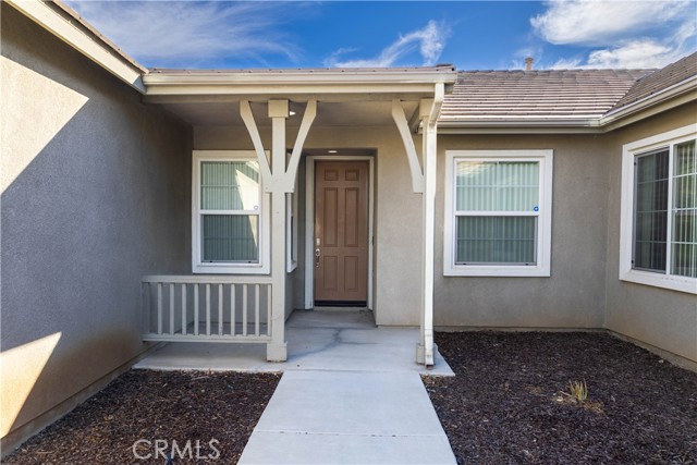 Detail Gallery Image 3 of 35 For 13668 Darwin Dr, Moreno Valley,  CA 92555 - 4 Beds | 2 Baths