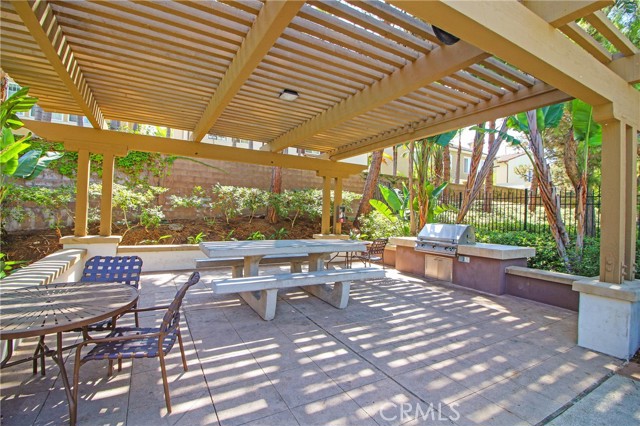 141 Dolores, Irvine CA: https://media.crmls.org/medias/851dfe62-f3c6-43cb-bdd3-612409b351c5.jpg