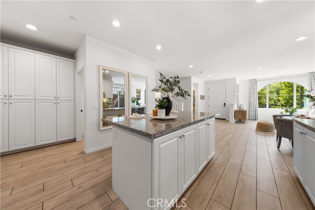 Detail Gallery Image 14 of 46 For 72 Parkwood, Irvine,  CA 92620 - 3 Beds | 2/1 Baths