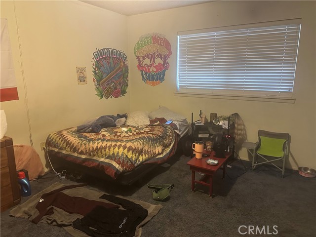 Detail Gallery Image 9 of 18 For 2110 Sandalwood Dr, El Centro,  CA 92243 - 4 Beds | 2 Baths