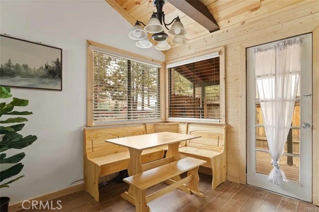 Detail Gallery Image 17 of 21 For 900 Angeles Bld, Big Bear City,  CA 92314 - 3 Beds | 2 Baths