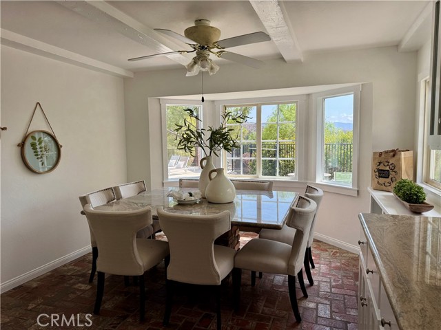 Detail Gallery Image 13 of 65 For 34255 Agua Dulce Canyon Rd, Agua Dulce,  CA 91390 - 5 Beds | 5/1 Baths