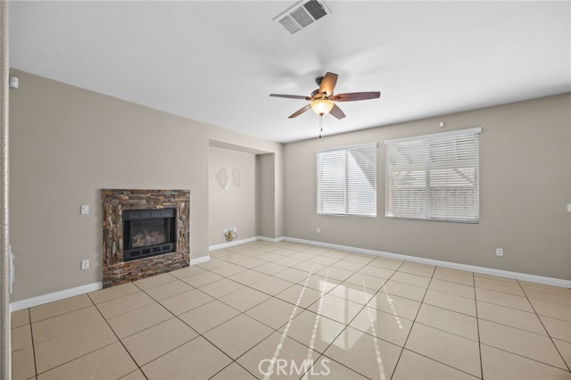 Detail Gallery Image 10 of 48 For 31010 Sedona St, Lake Elsinore,  CA 92530 - 4 Beds | 3 Baths