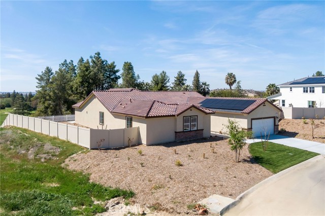 5804 Levanto Street, Bakersfield CA: https://media.crmls.org/medias/852698a3-fa8a-470e-8fb7-9587da278a94.jpg