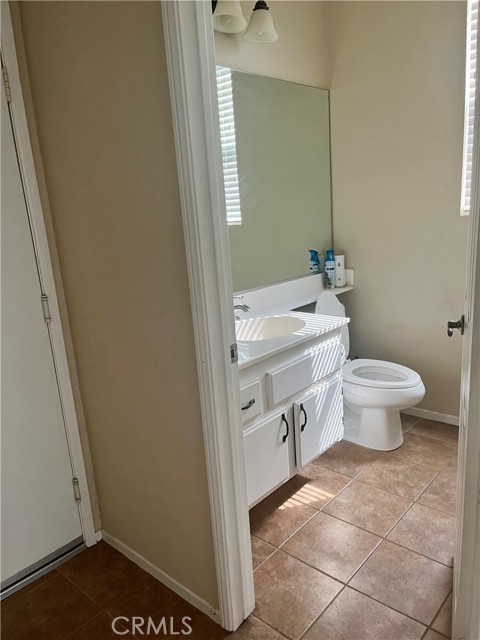 Detail Gallery Image 10 of 17 For 1166 Sykes Dr, San Jacinto,  CA 92582 - 4 Beds | 2/1 Baths