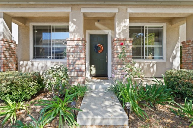 2546 Cloverleaf Lane photo 2