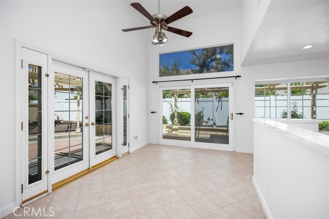 15 Havre Court, Lake Forest CA: https://media.crmls.org/medias/8528c1cc-0de3-4af0-b2fc-180cb757cbfb.jpg