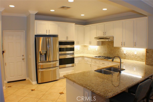 Detail Gallery Image 6 of 33 For 23062 Cotati Ct, Moreno Valley,  CA 92557 - 3 Beds | 2/1 Baths