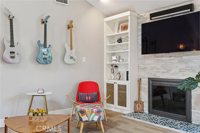 Detail Gallery Image 6 of 36 For 173 College Park, Seal Beach,  CA 90740 - 3 Beds | 2 Baths