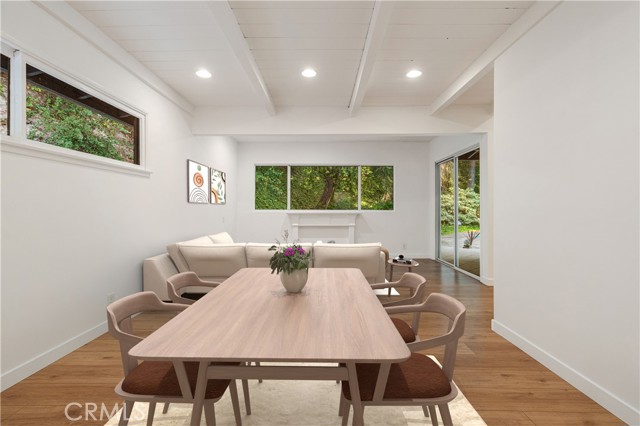 Dining room/Family Room