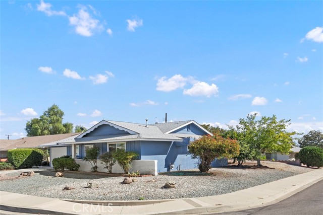 Detail Gallery Image 1 of 28 For 25781 Interlechen Dr, Menifee,  CA 92586 - 3 Beds | 2 Baths