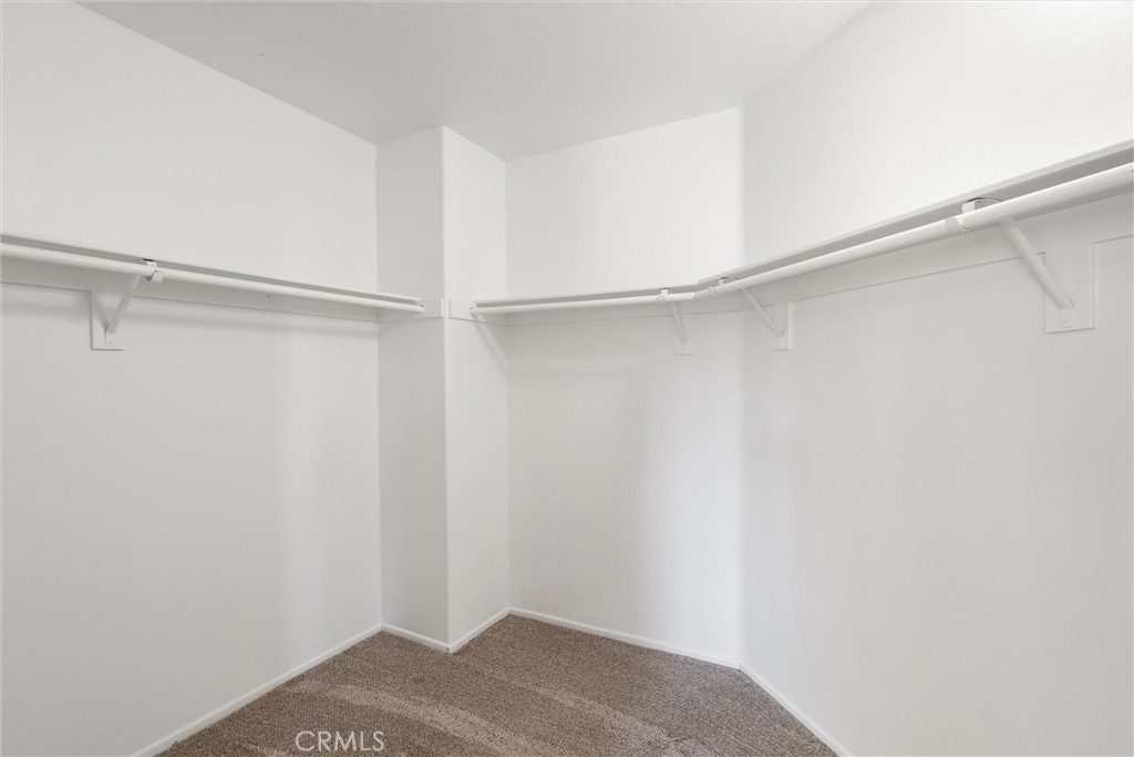 https://media.crmls.org/medias/8529f22c-4842-42b6-a210-7416644ef317.jpg?preset=X-Large