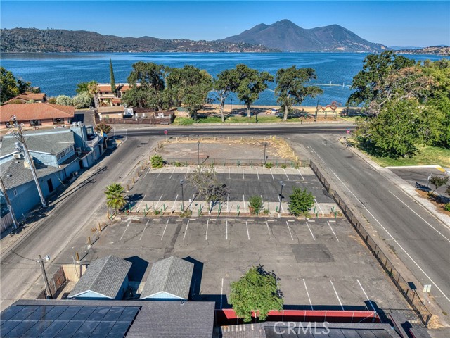 14050 Division Avenue, Clearlake CA: https://media.crmls.org/medias/852a3715-92f4-4919-bb61-456ea5d6b75d.jpg