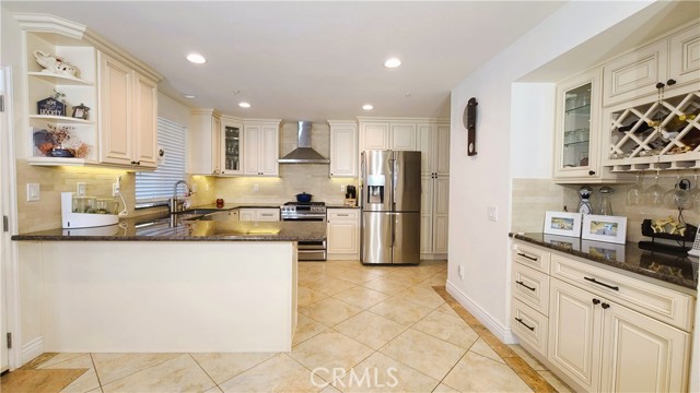13465 Azores Avenue photo 3