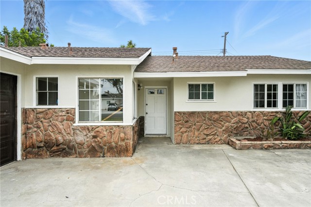 14192 Hope Street, Garden Grove CA: https://media.crmls.org/medias/852ab0b8-e78e-48e0-935e-cc2b5b83e59e.jpg