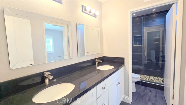 Detail Gallery Image 17 of 26 For 2107 S Magnolia Ave, Ontario,  CA 91762 - 2 Beds | 1/1 Baths