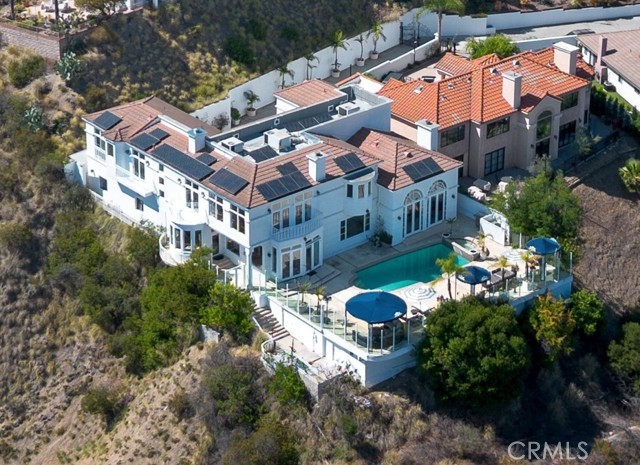 759 Foxkirk Road, Glendale CA: https://media.crmls.org/medias/852bdf5e-859b-457d-a076-e51b30b8918e.jpg