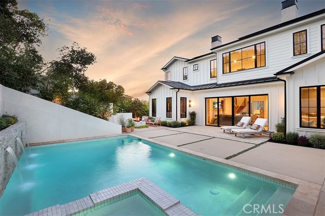 2001 Port Ramsgate Place, Newport Beach CA: https://media.crmls.org/medias/852c60e9-e1f3-4a2b-be1b-128fbd1ced65.jpg
