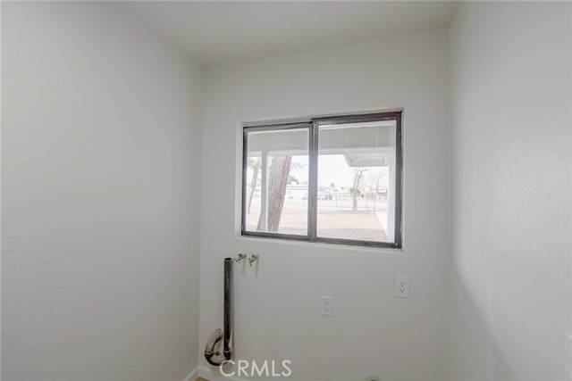 Detail Gallery Image 11 of 27 For 14455 Quinnault Rd, Apple Valley,  CA 92307 - 3 Beds | 2 Baths