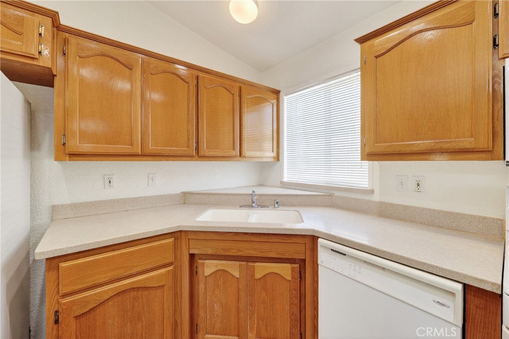 MLS #OC25256466 image #17