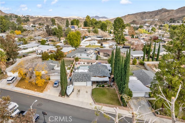 Detail Gallery Image 41 of 44 For 14835 Narcissus Crest Ave, Canyon Country,  CA 91387 - 3 Beds | 2 Baths