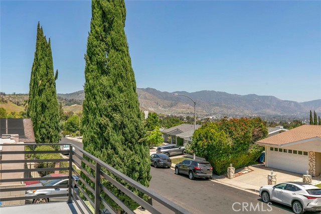 Detail Gallery Image 59 of 64 For 17465 Tuscan Dr, Granada Hills,  CA 91344 - 6 Beds | 5 Baths