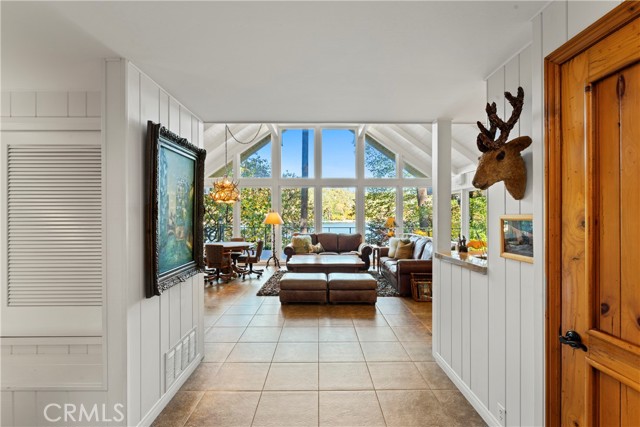 Detail Gallery Image 5 of 62 For 27772 Hamiltair Dr, Lake Arrowhead,  CA 92352 - 5 Beds | 5 Baths