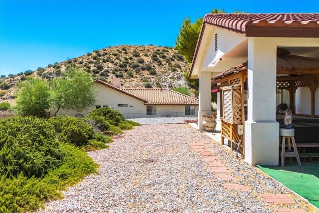 Detail Gallery Image 34 of 43 For 7495 Canyon Dr, Yucca Valley,  CA 92284 - 3 Beds | 2 Baths