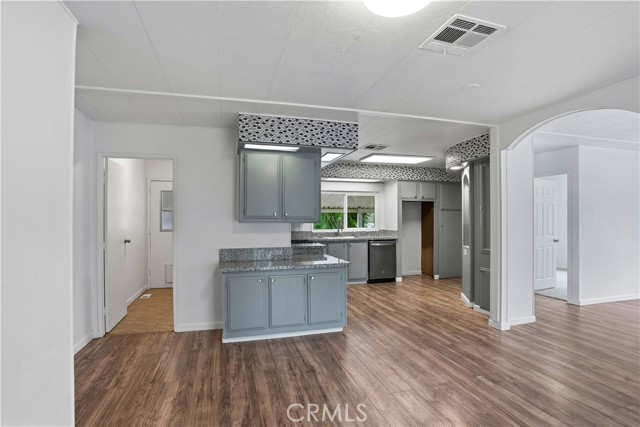 Detail Gallery Image 11 of 29 For 25778 Creag Ave, Homeland,  CA 92548 - 3 Beds | 2 Baths