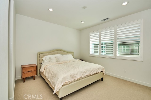 Detail Gallery Image 26 of 54 For 249 Carmona, Lake Forest,  CA 92630 - 2 Beds | 2/1 Baths