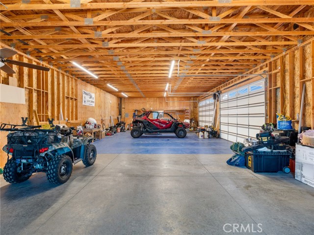 13776 Natoma Road, Apple Valley CA: https://media.crmls.org/medias/85311bd6-4578-421f-8e80-a13b1b36f5cb.jpg