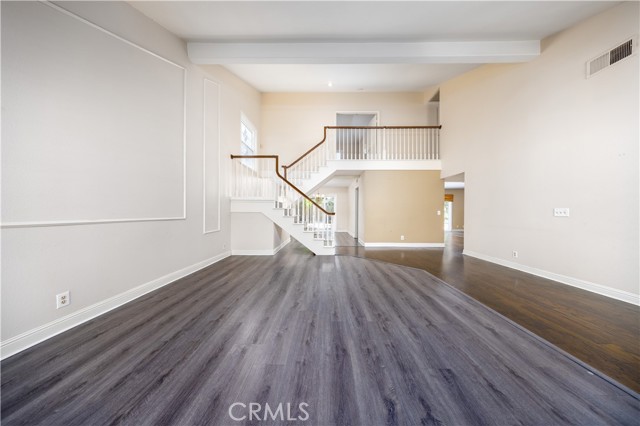 29 Farragut, Irvine CA: https://media.crmls.org/medias/8531fdca-ea31-42a4-a5b1-718712e68e86.jpg