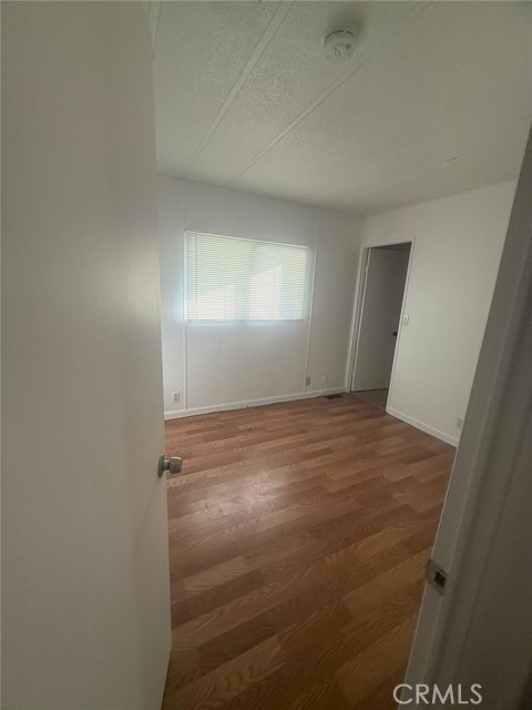 33013 Arbolado Lane, Lake Elsinore CA: https://media.crmls.org/medias/85331530-0fc7-449e-873e-b123714a07a3.jpg